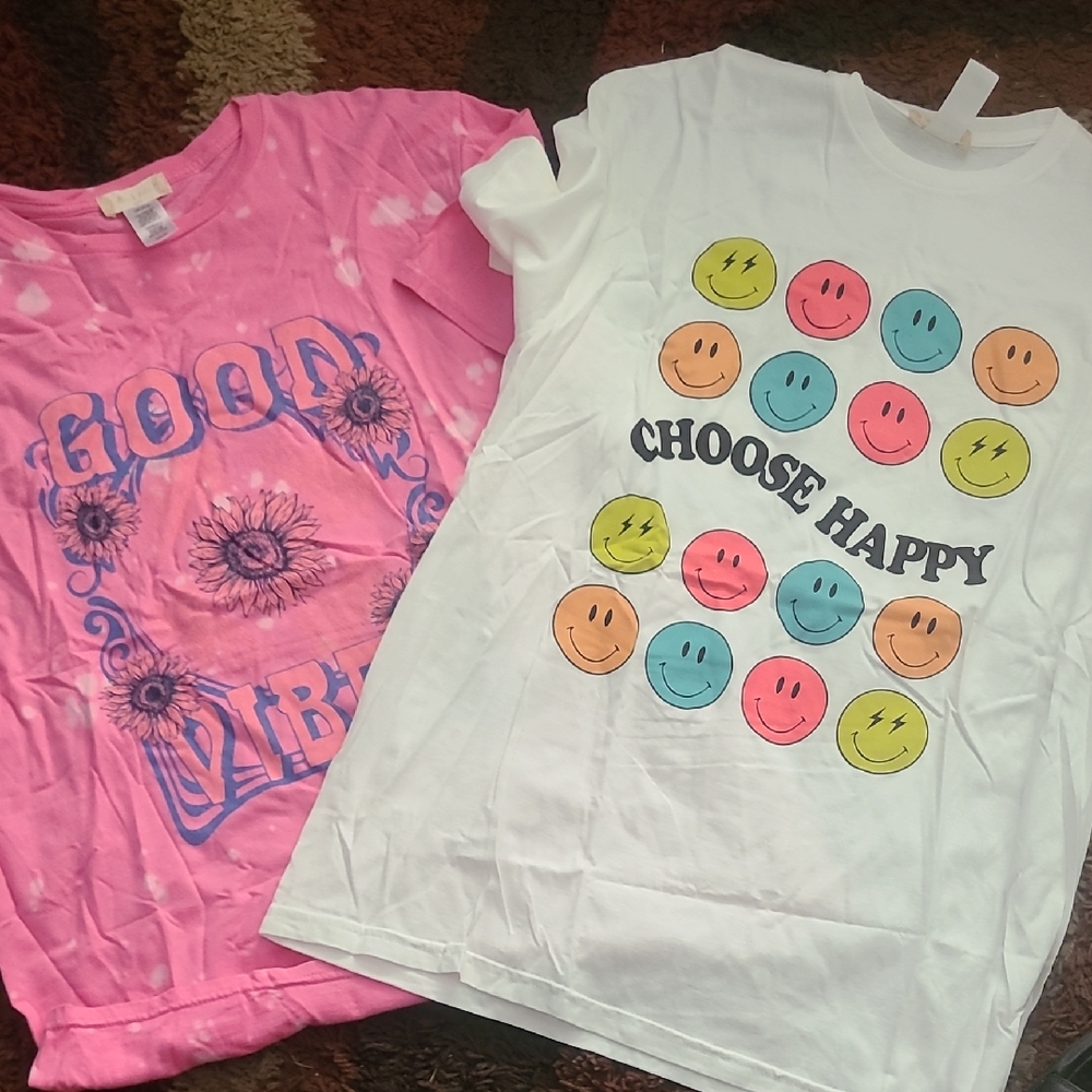 Altar'd State Pink and White Short Sleeve Tees